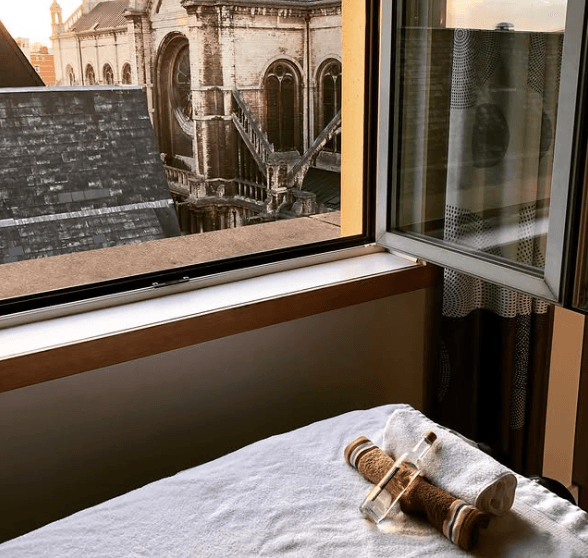 Nyssa - Praticienne en massage bien-être, relaxant et thérapeutique